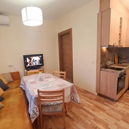 Apartment Sweet *